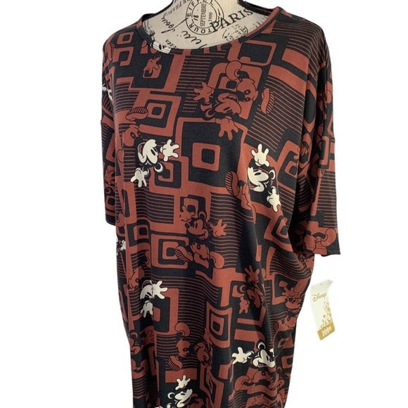 LuLaRoe Disney Mickey Mouse Hi low Blouse women’s small, oversized New With Tags - Picture 4 of 11